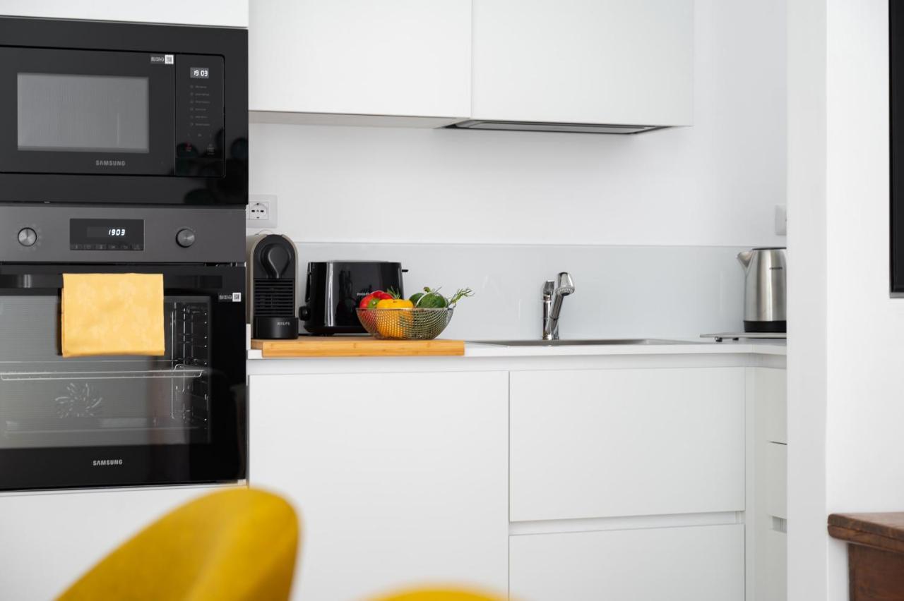 Iflat Wood And Marble Riverfront Apartment