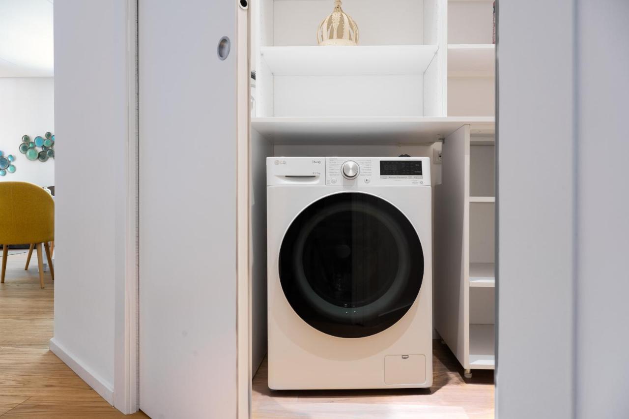 Apartment Iflat Wood And Marble Riverfront *